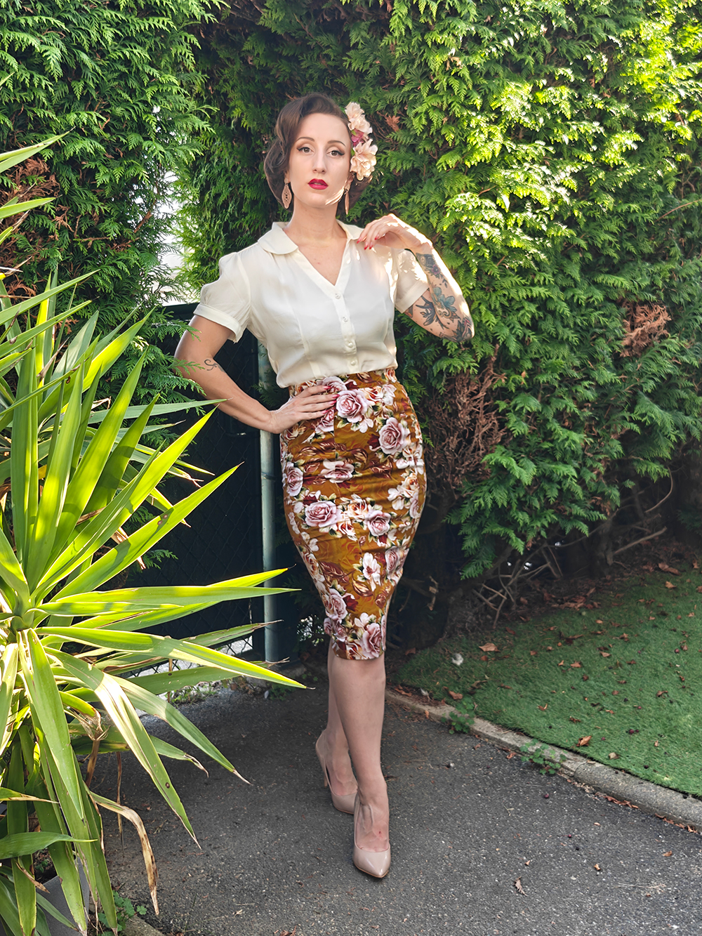 Rosa Floral Wiggle Skirt